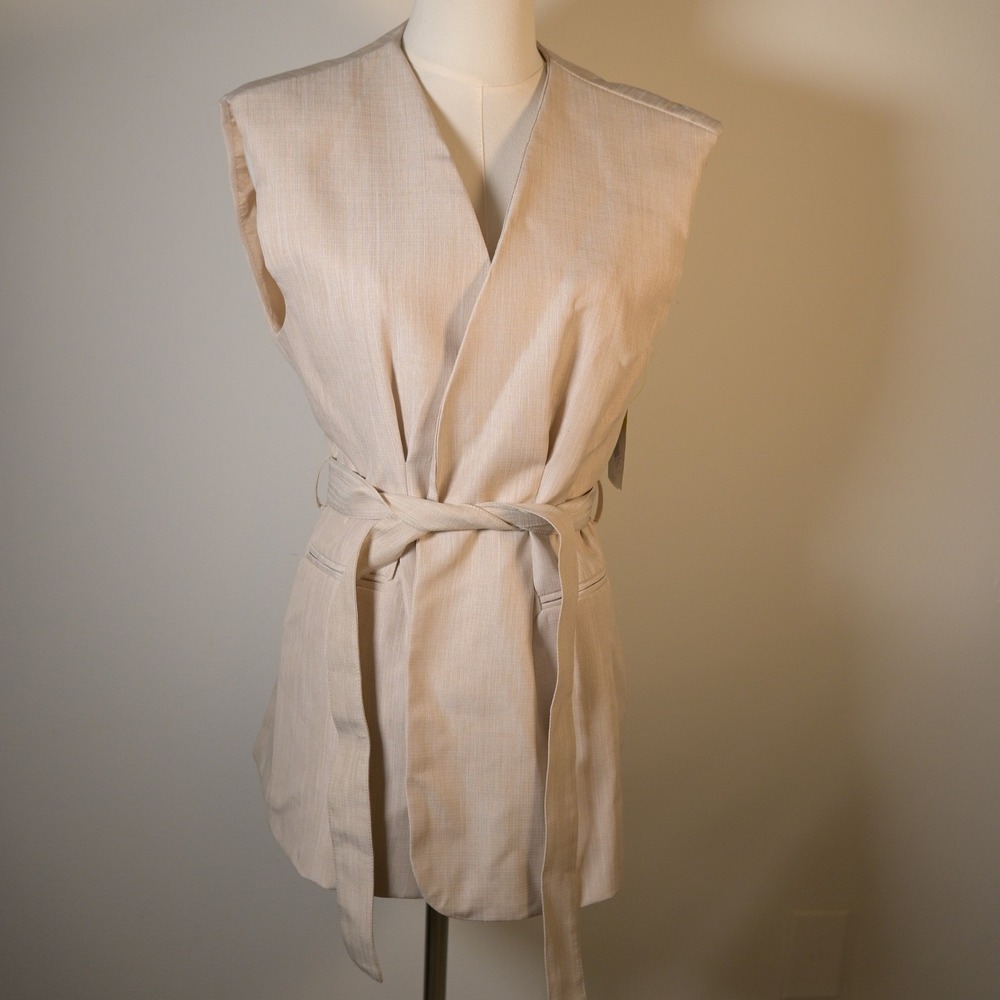 Aveloria  M US 6 Beige Sleeveless Belted Vest Neutral Textured Quiet Luxury